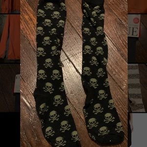 Skull socks